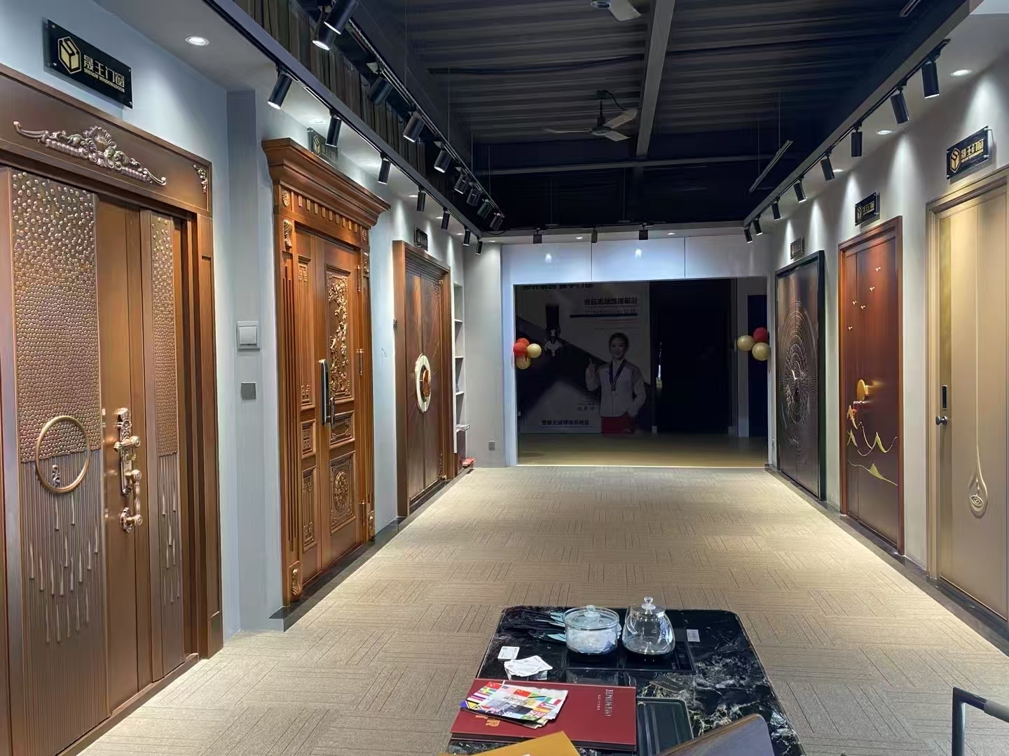 品質 アルミのドア 工場