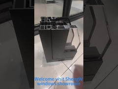 防護網 を 持っ て 滑る 寡婦